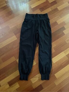 Lululemon Black High-Waist Jogger Pants